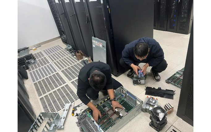 网站运维与服务器维护 信息技术咨询服务的核心支撑